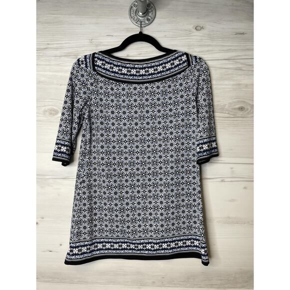 Max Studio Shirt Womens Small Blue White Boho Print Stretch Pullover 3/4 Sleeve - Picture 9 of 9